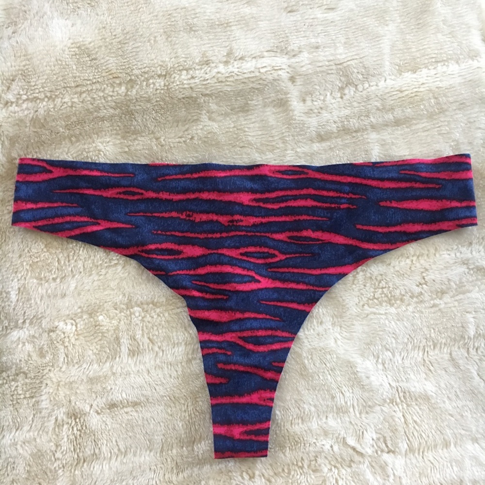 NWOT Savage x Fenty Leopard Thong size Small